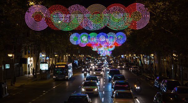 Сколько стоит праздничная иллюминация в испанских городах?