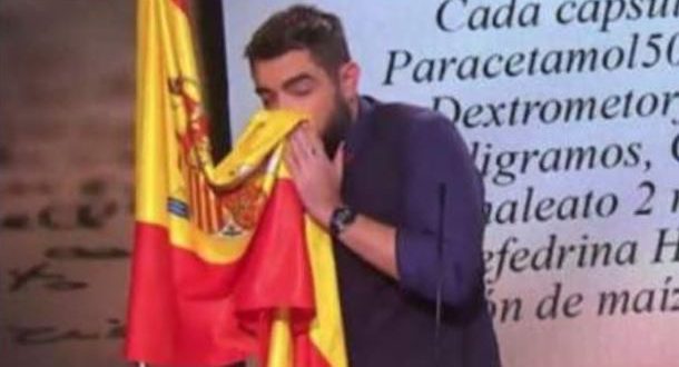 Испанский юморист предстанет перед судом за оскорбление флага