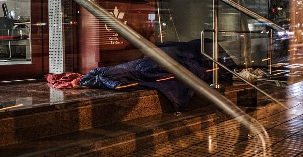 Бездомные стали проблемой для Аликанте