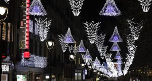 Испания зажигает рождественские огни