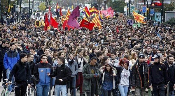 Испанцы проведут всеобщую забастовку против сокращения расходов на сферу образования
