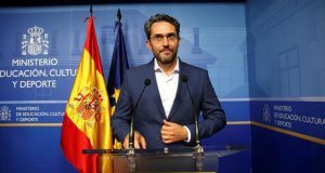 Министр культуры Испании подал в отставку из-за налоговых злоупотреблений