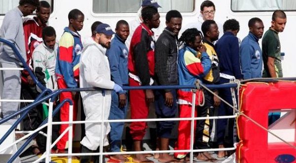 У побережья Испании спасено за два дня 850 нелегальных мигрантов