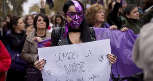 В Испании прошли акции протеста против насилия по отношению к женщинам